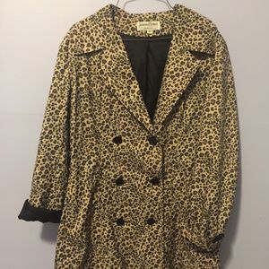 Leopard Print Raincoat - A Classic!